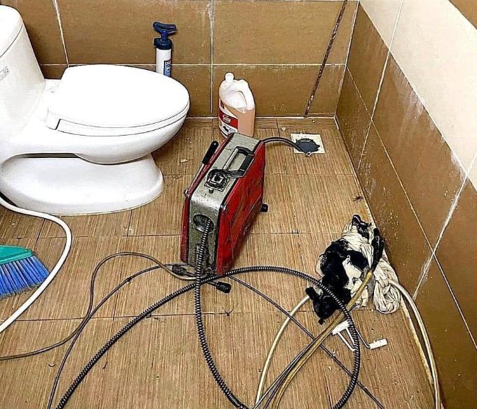 Cơ sở thông tắc cống tại Hà Nam